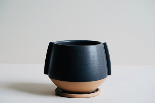 Large Aria Planter With Tray