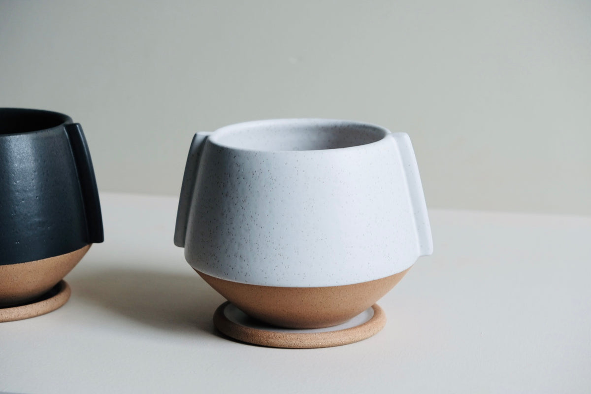 Large Aria Planter With Tray